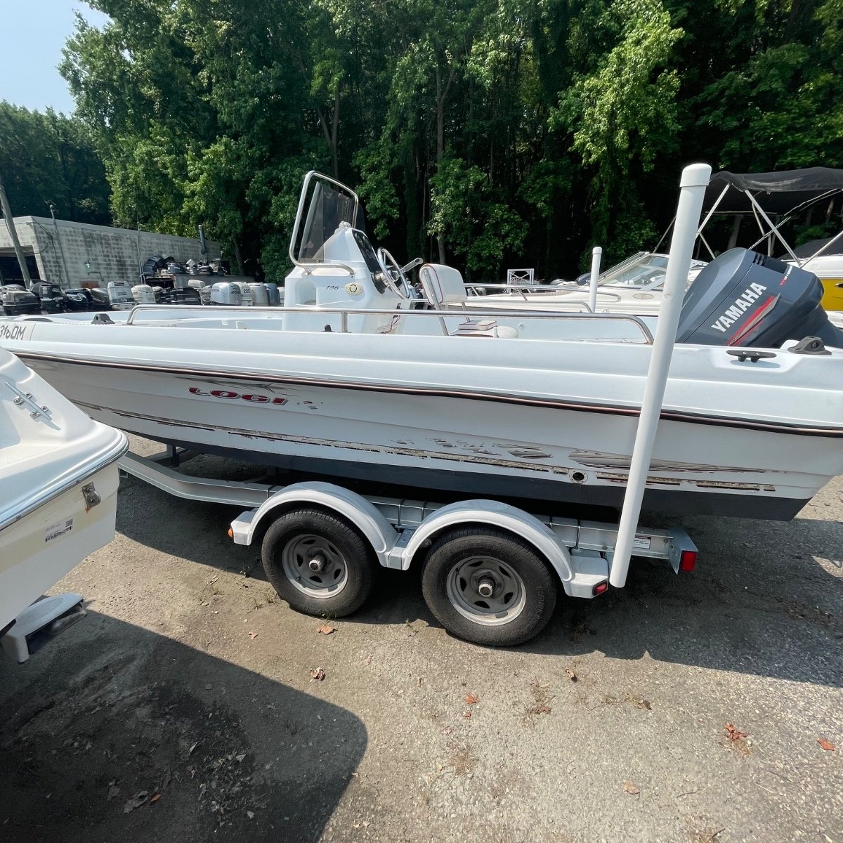 2001 Logic 18ft Center Console (Complete Rig) thumbnail