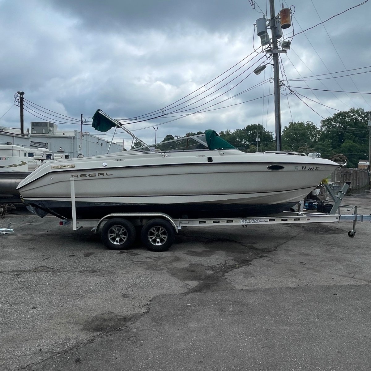 1999 Regal Ventura 6.8 22’7″ Cuddy Cabin thumbnail