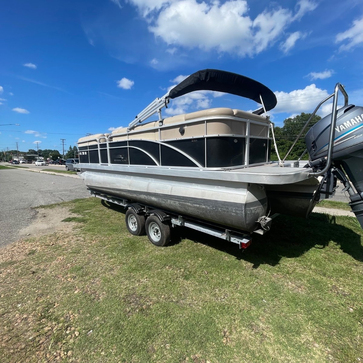 2013 Bennington 22SLX 22′ Tritoon thumbnail