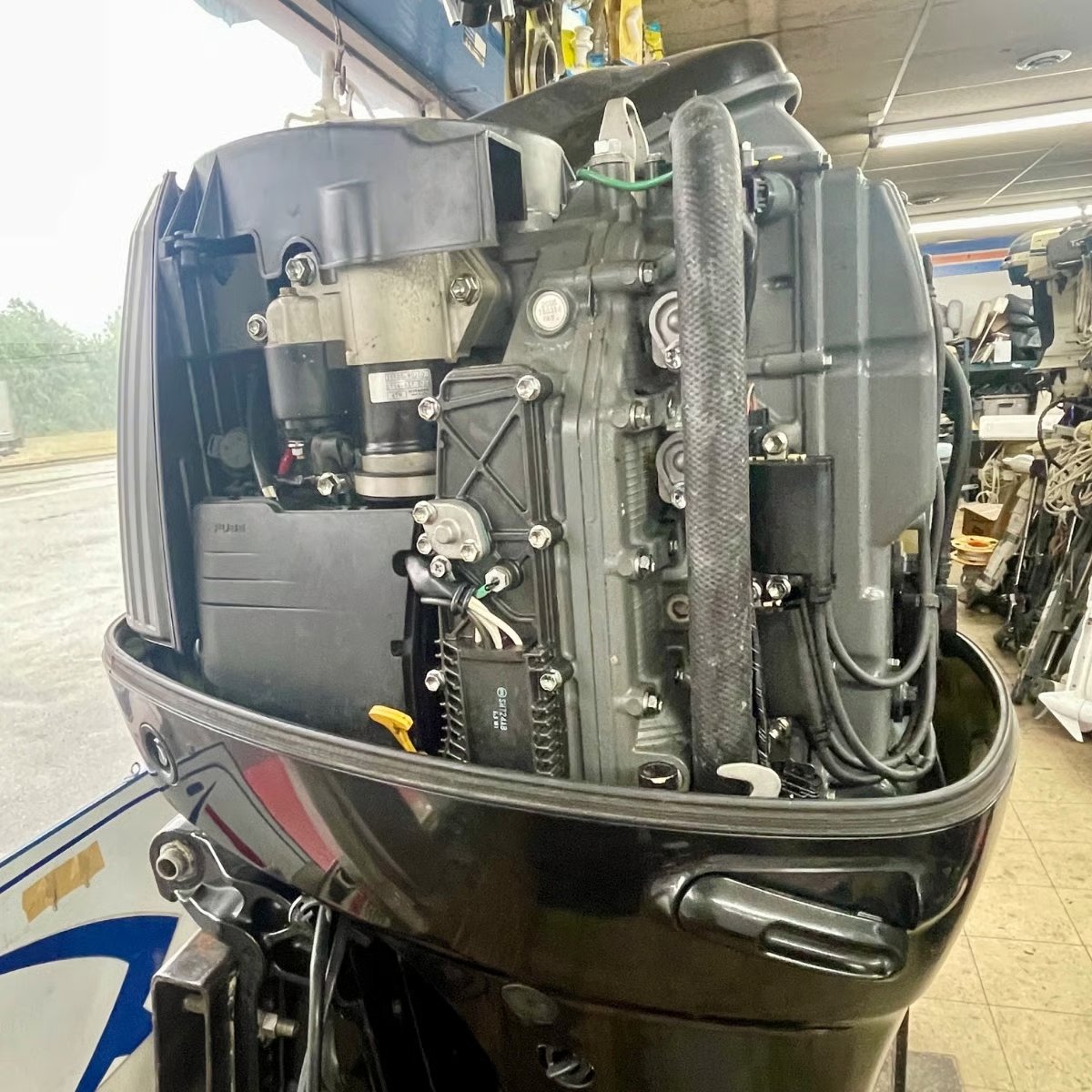 07 Suzuki 90hp 4-Stroke Outboard Motor thumbnail